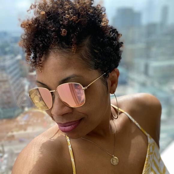 Meet your Posher, Chidinma - Picture 1 of 1